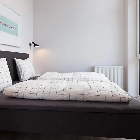 Three-bedroom In 6