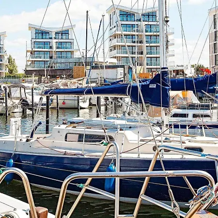 Three-bedroom In 6 * Wendtorf